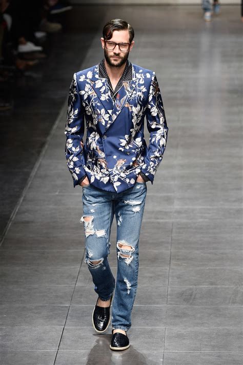 dolce gabbana clothing men.